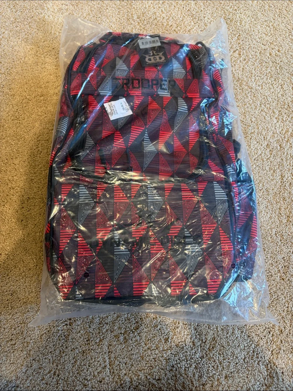 Dynamic Discs Disc Golf Backpack - Red Geometric Carry Bag